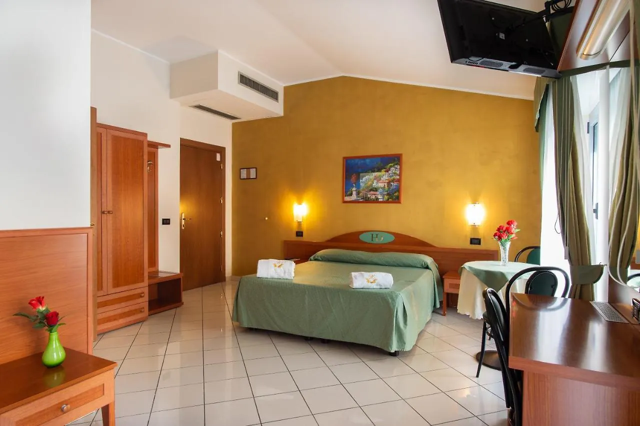 Hotel Dore Milán 3*,  Italia
